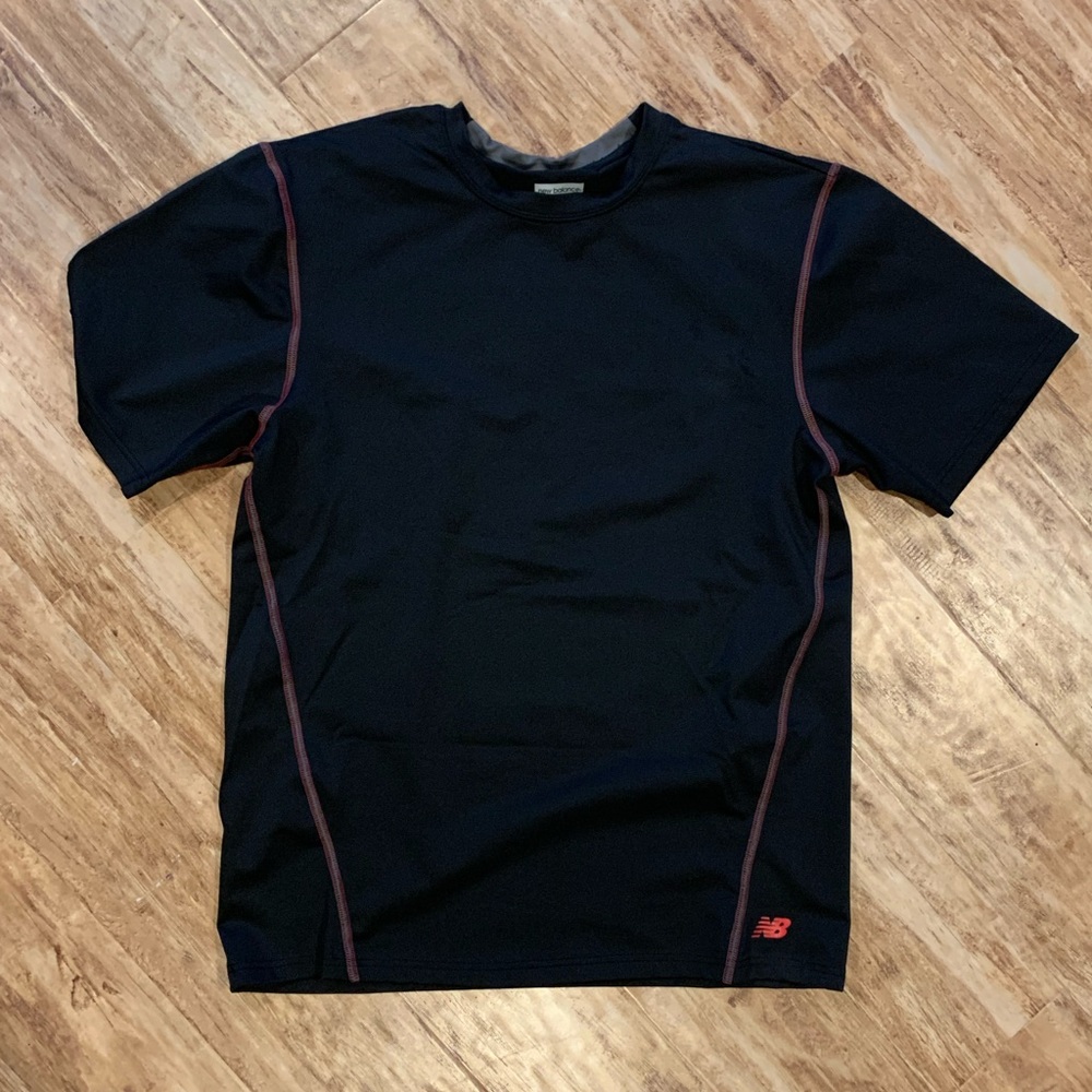 Men’s large New Balance shirt